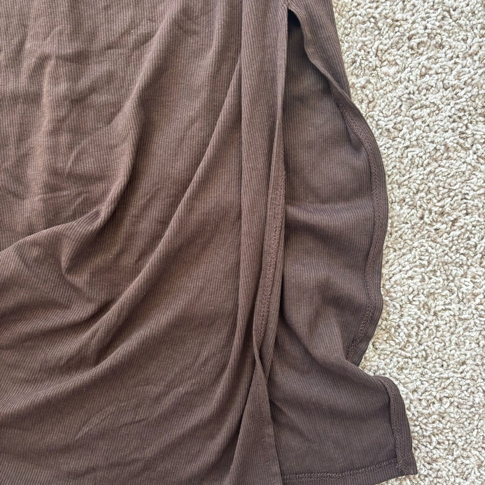 Brown Ribbed Midi Dress - Picture 10 of 11